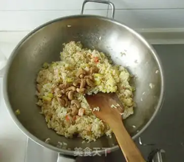 Make Shrimp pineapple rice step 10