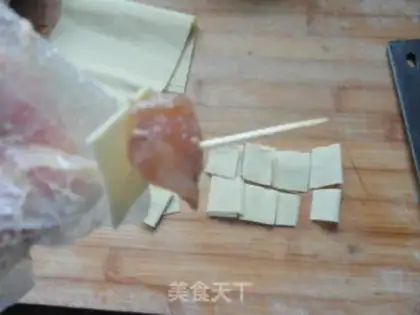 Make Chicken-legged mashed toothpicks step 5