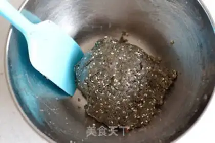 Make Sesame peaches step 4