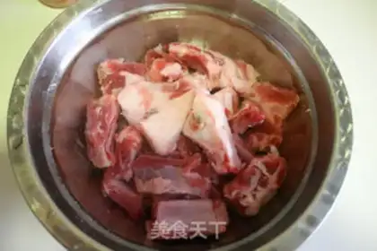 Make Home pork chops step 0