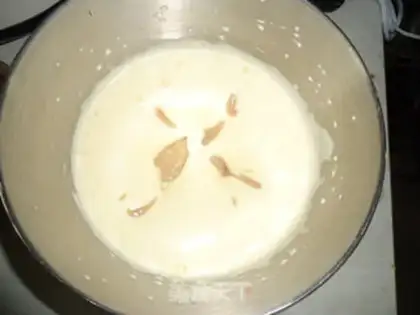 Make Mango cream cake step 2