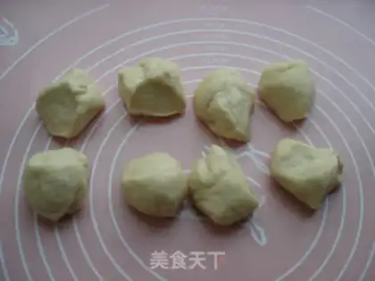 Make Frog hamburger step 3