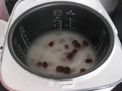 Make Red-tree raisin rice step 4