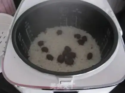 Make Red-tree raisin rice step 5