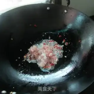 Make Dry chili meat pasta step 3