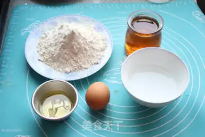 Make Milk macaroni step 0