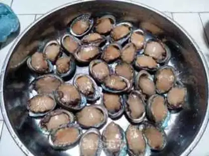 Make Garlic abalone step 0
