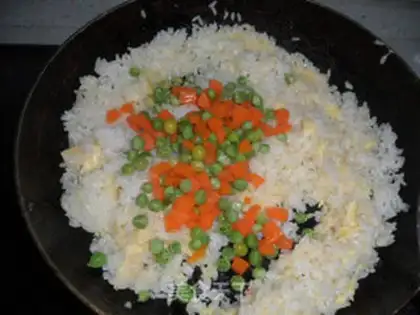Make Shrimp rice step 4