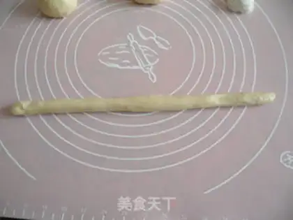 Make Coco Spiral Bread step 8