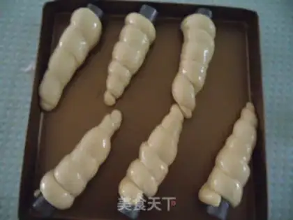Make Coco Spiral Bread step 10