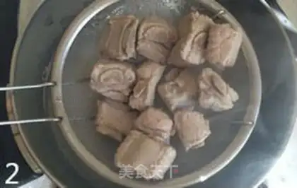 Make Sugar vinegar pineapple ribs step 1