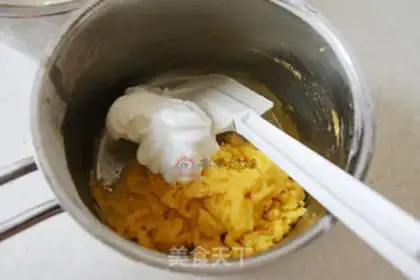 Make A lamb cake step 8