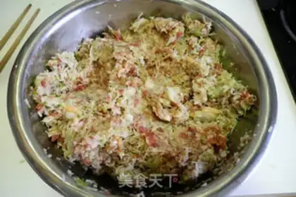 Make Roach pork clams and dumplings step 6