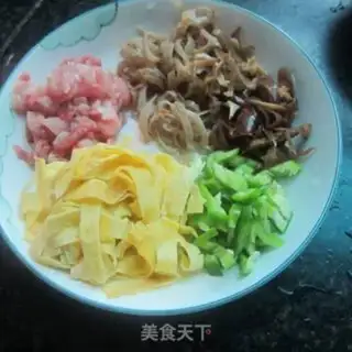 Make Mocked eggs step 1