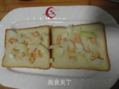 Make Chishima Bee toast step 4