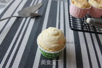 Make A lamb cake step 17