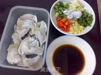 Make Five-smelt sauce with fishy horns step 0