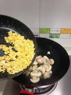 Make Garlic eggs step 5