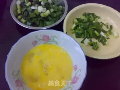 Make Garlic onion fried eggs step 0