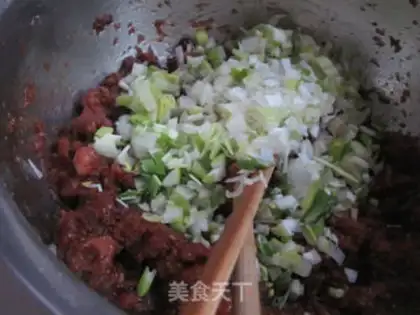 Make Beef buns onions step 2