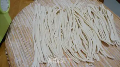 Make The sauce, the noodles step 0