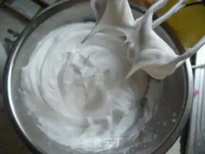 Make Chocolate ice cream cake step 2