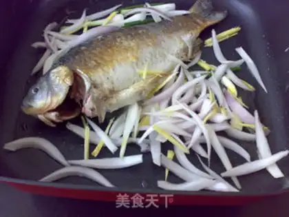 Make The onion burns the catfish step 4