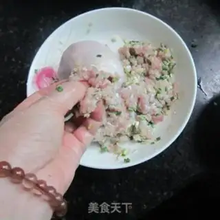 Make Little belly roll step 3