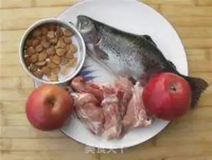 Make Apricot gold trout soup step 0