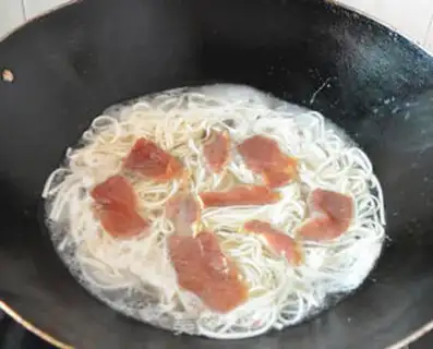 Make Straw mushrooms with thin meat step 5