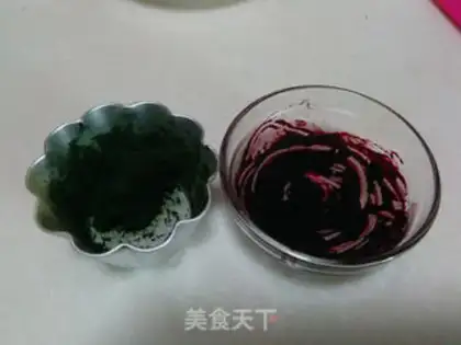 Make Rose bread step 0