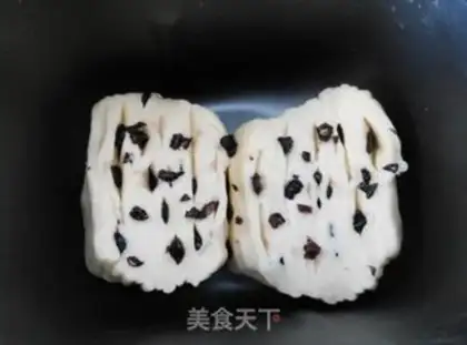 Make A thousand layers of coconut and gallon toast step 10