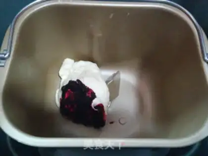 Make Rose bread step 6