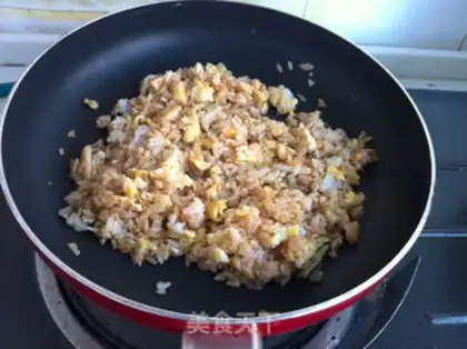 Make Garlic fried rice step 6