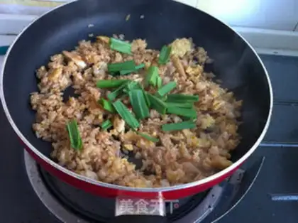 Make Garlic fried rice step 7