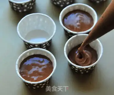 Make Sweet bear cake step 7