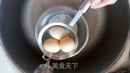 Make Halo eggs step 1