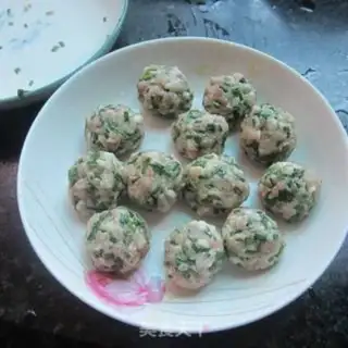 Make Pork meatball soup step 1