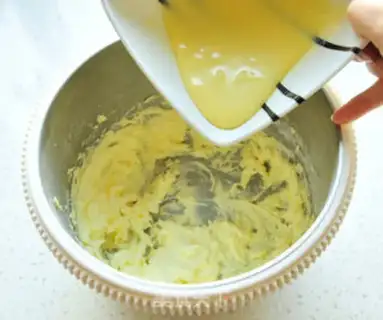 Make Sweet bear cake step 10