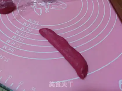 Make Rose bread step 21
