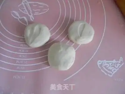 Make Home-based egg chubby step 0