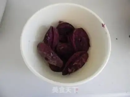 Make Egg-purified potato balls step 1