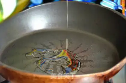 Make Wine and shrimp pasta step 4