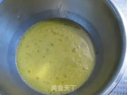 Make Strawberry croissants step 1