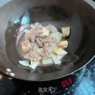 Make A white radish and a roasted cow step 4