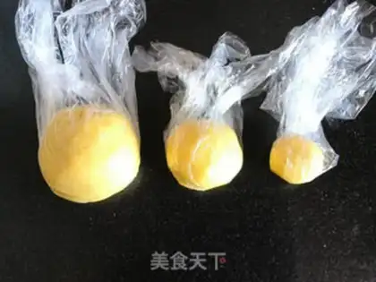 Make Panda cookies step 6