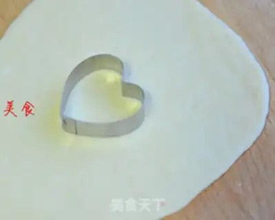 Make Heart-shaped milk pack step 6
