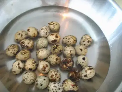 Make Spinach quail eggs step 1