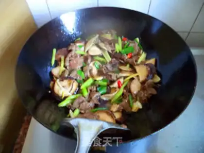 Make Fresh mushrooms and roast beef step 7