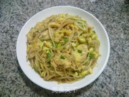 Make Eggs and sprouts step 9